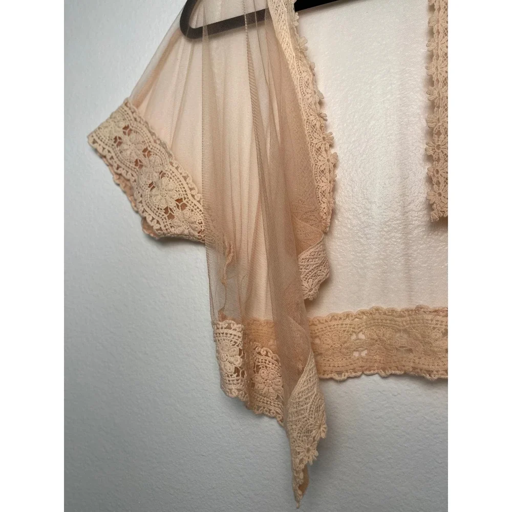 Boutique Forever 21 Peach Mesh Crochet Lace Trim Shrug Bolero Short Sleeve Small
